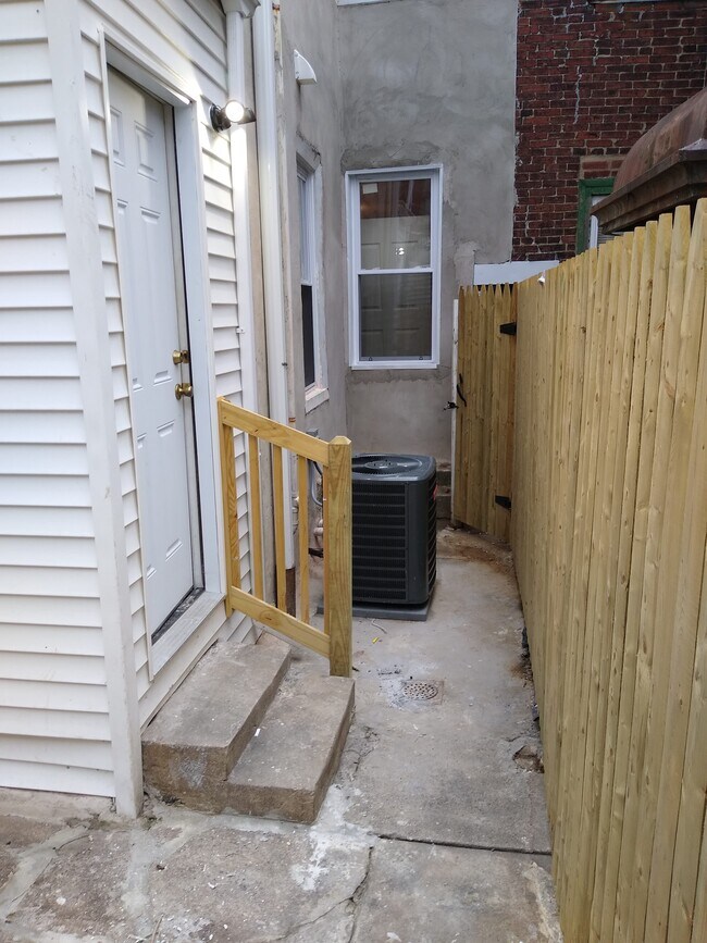 Foto del edificio - 2054 Ann St