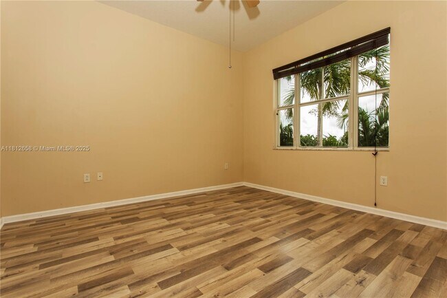 Foto del edificio - 4402 SW 160th Ave