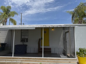 Building Photo - 2132 Rocway Dr