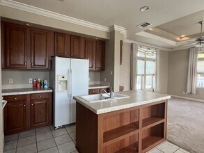 Building Photo - 47 Freedom Dr