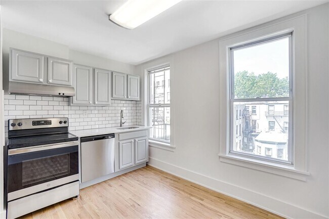 Foto del edificio - 274 Montgomery St