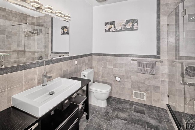 Building Photo - 359 Oswego Ct