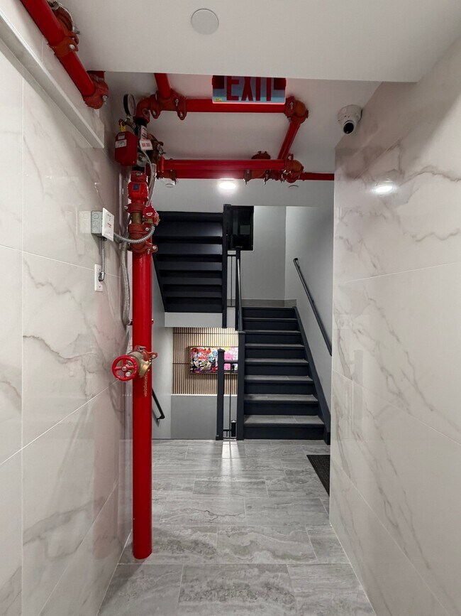 Foto del edificio - 501 Central Ave