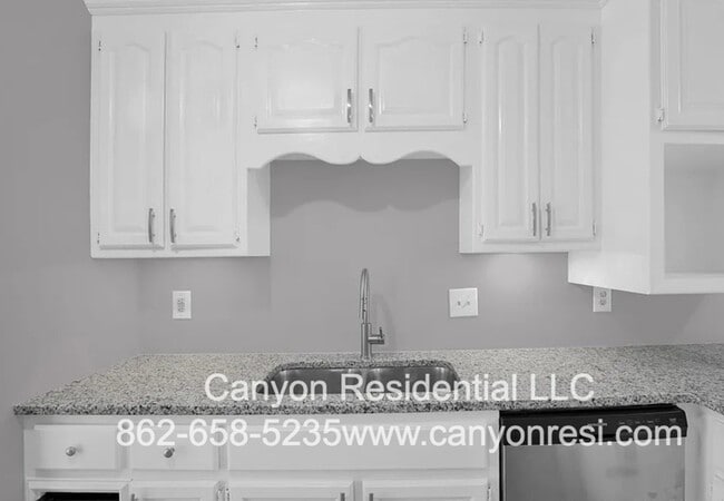 Building Photo - 217 Overton Rd