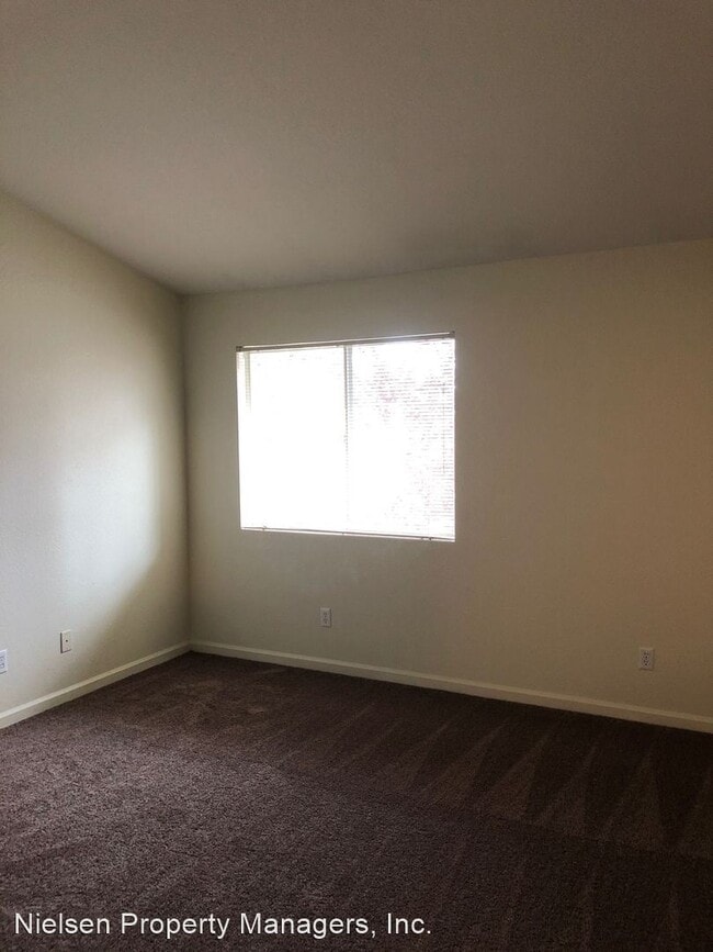 Building Photo - 3836 Annadale Ln