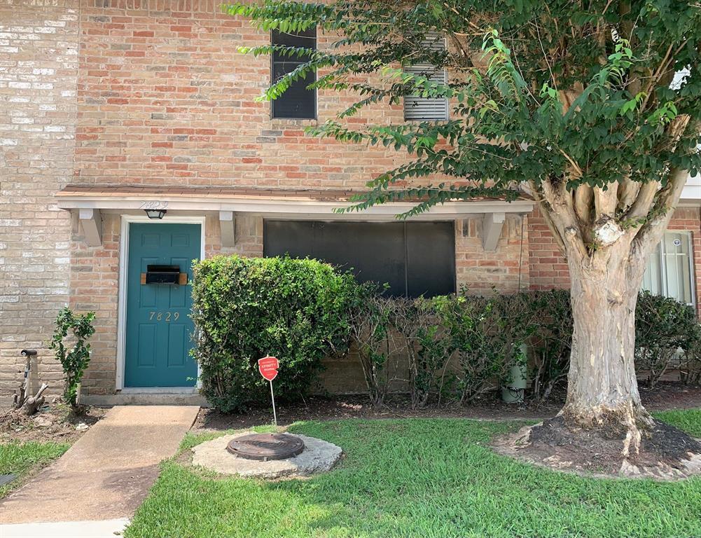 Foto principal - 7829 Fuqua St