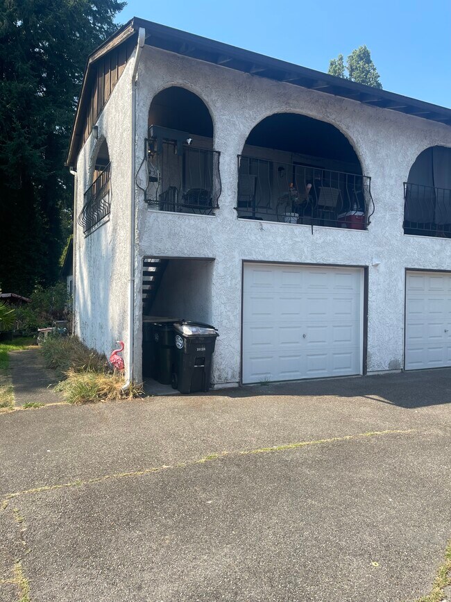 Foto del edificio - 6111 Glen Mary Ln SE