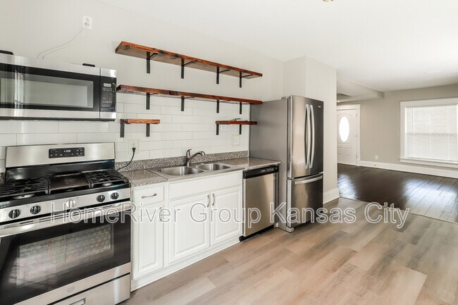 Foto del edificio - 3415 Smart Ave