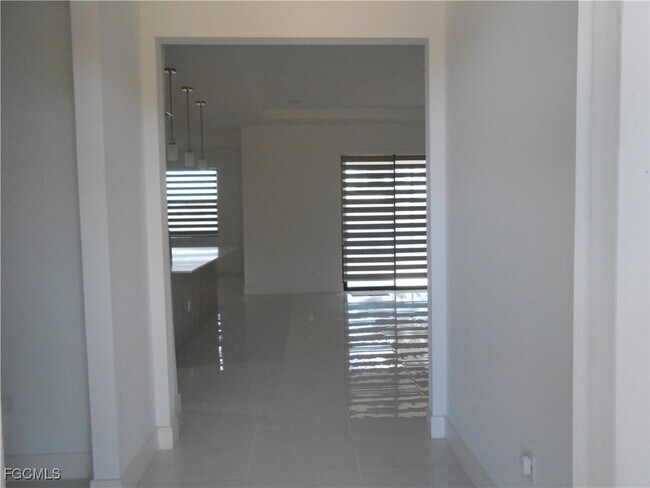 Foto del edificio - 6033 Kumquat Cir