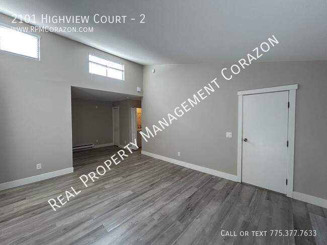 Building Photo - 2101 Highview Ct