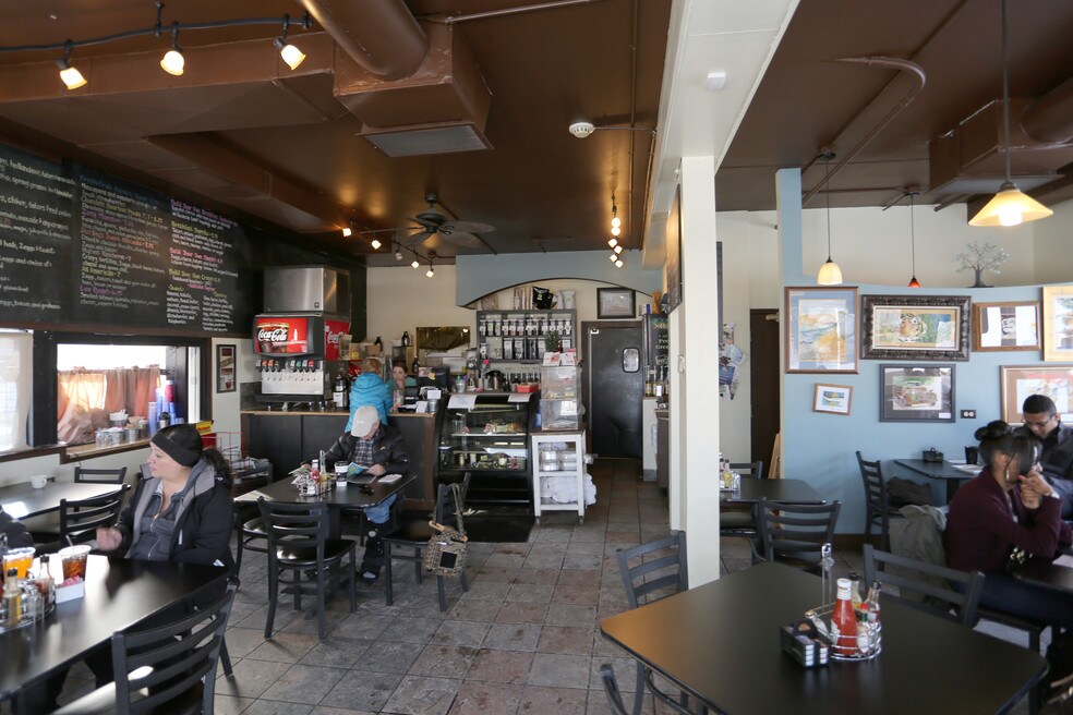 Is Aurora Highlands a Good Place To Live in Aurora? Neighborhood