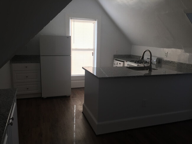 Photo - 244 E. 40th Street Apartment