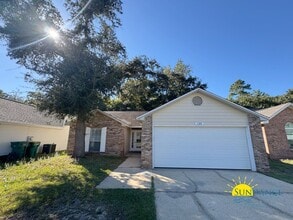 Building Photo - 130 Wright Cir