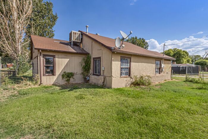 Primary Photo - Charming Fixer-Upper on Expansive Land