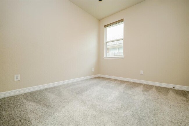 Foto del edificio - 31426 Whitcombe Summit Wy