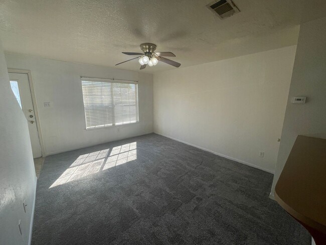 Foto del edificio - 211 N 3rd St