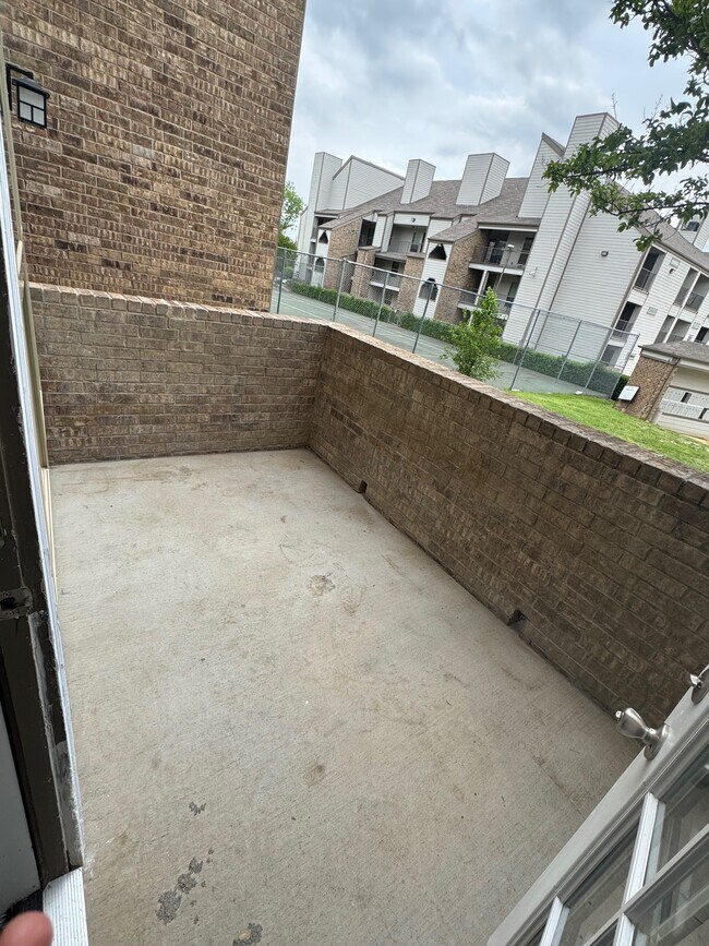Foto del edificio - 6108 Abrams Rd
