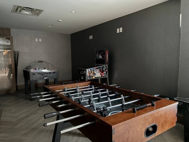 Building Photo - 308 Morrissey Rd