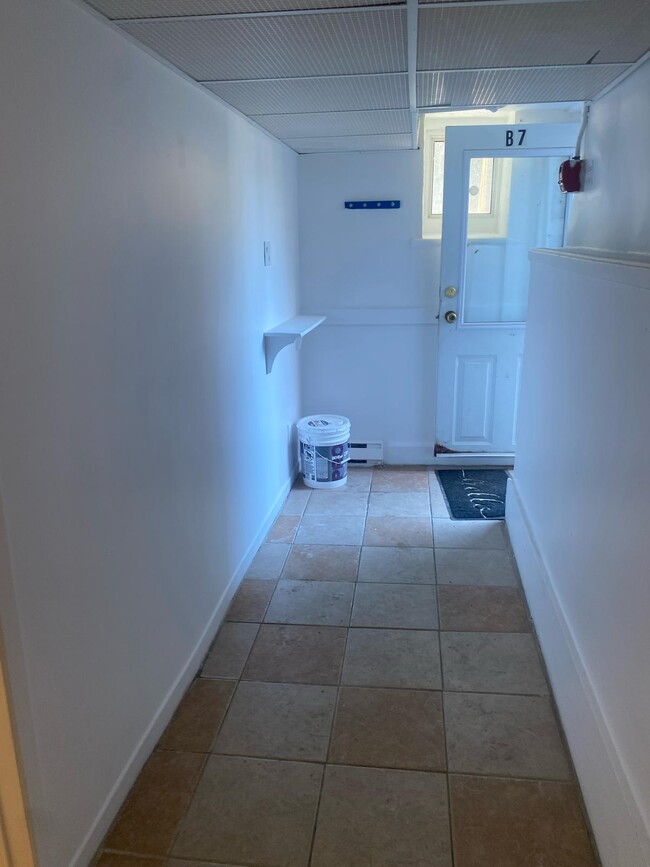 Building Photo - 362 Friel St