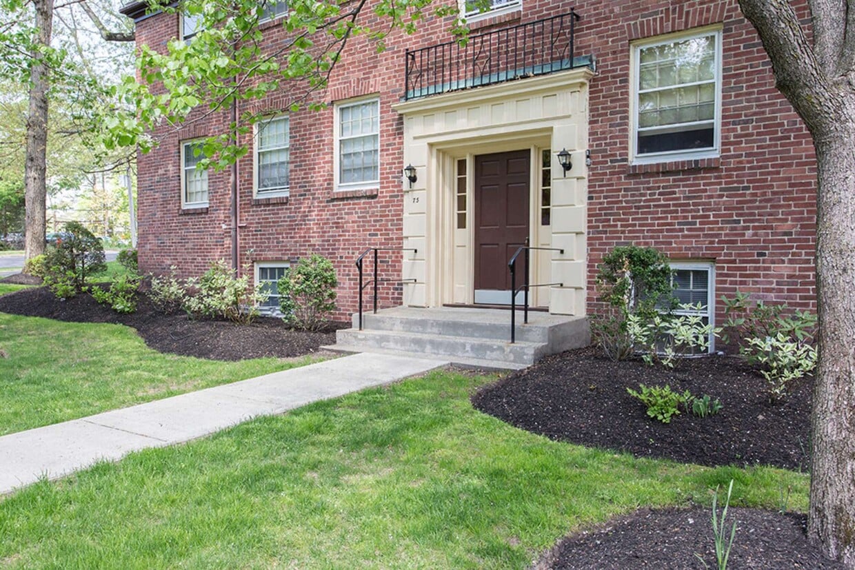 Building Photo - 59 Wyman St