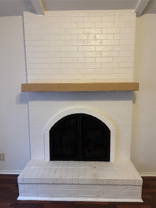 Foto del edificio - 3103 Edgedale Dr