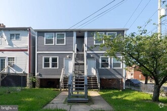 Building Photo - 1500 V St SE