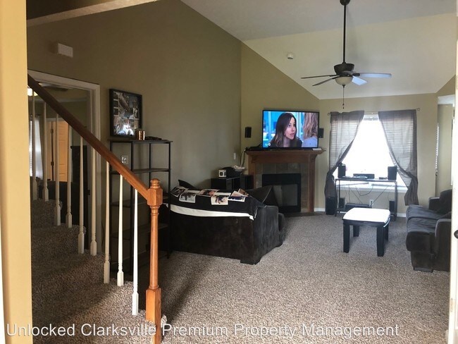 Building Photo - 3 br, 2 bath House - 527 Fox Trot Dr