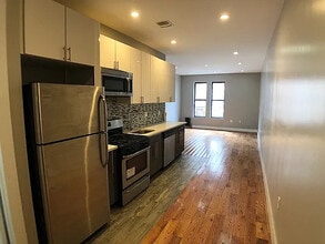 Building Photo - 4240 Broadway