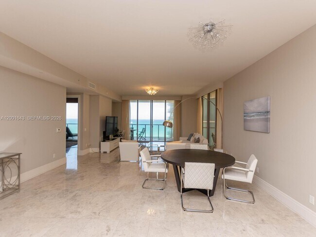 Foto del edificio - 9705 Collins Ave