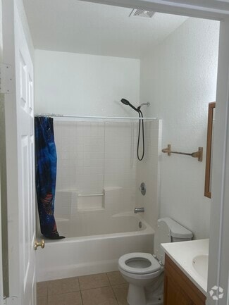Building Photo - 10730 Garibaldi Dr