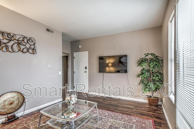 Building Photo - 1646 S 39th St