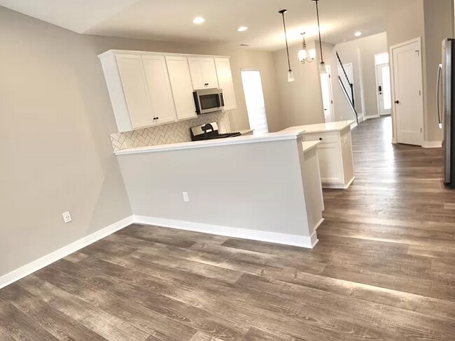 Foto del edificio - Charming 4 beds 3 baths in Powell!