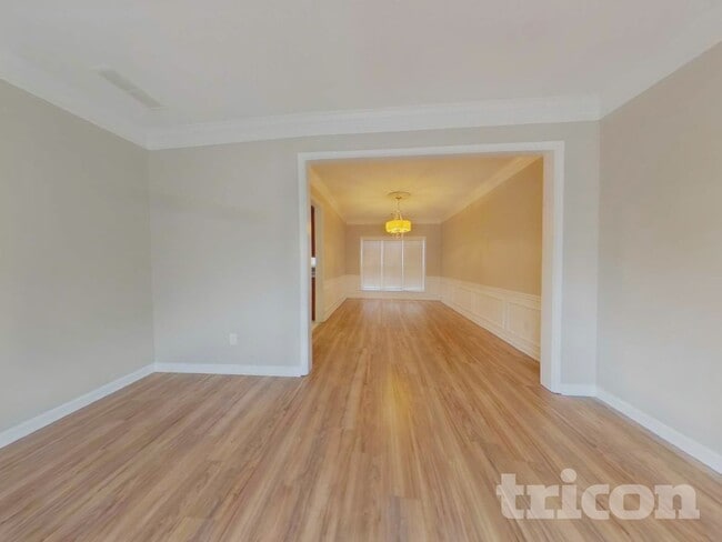 Foto del edificio - 5910 Haterleigh Dr