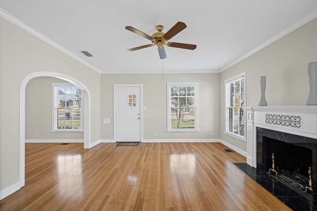 Building Photo - Spacious 3 Bed / 3 Bath Home w/ Large Fenced Yard & Deck in Temple ISD