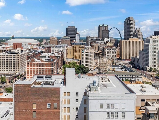 Building Photo - 1501 Locust St