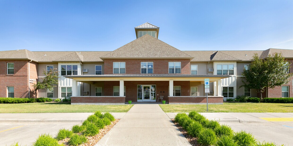 Sunrise North 350 26th Ave N Fargo, ND Apartments for Rent in Fargo