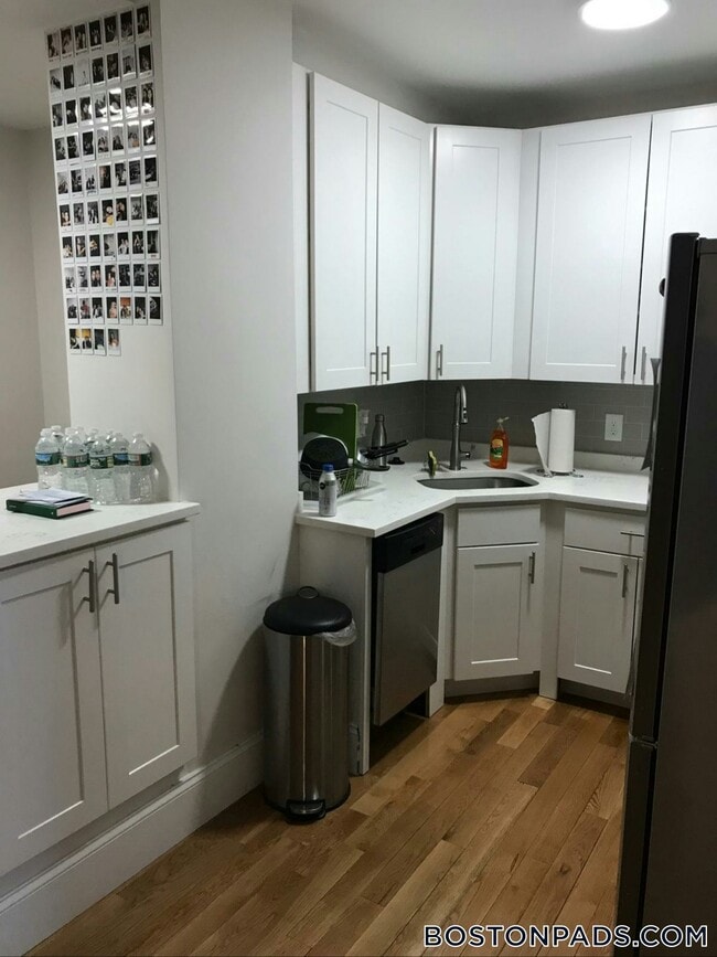 Foto del edificio - 91 Westland Ave