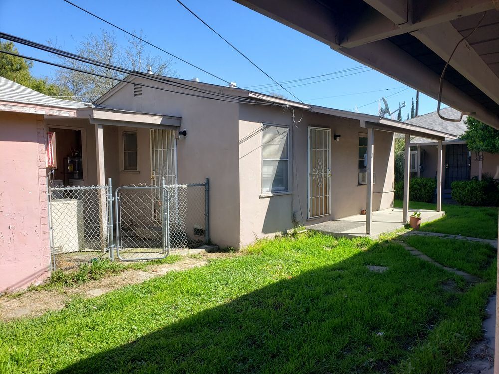 Primary Photo - 461 Maple St. A