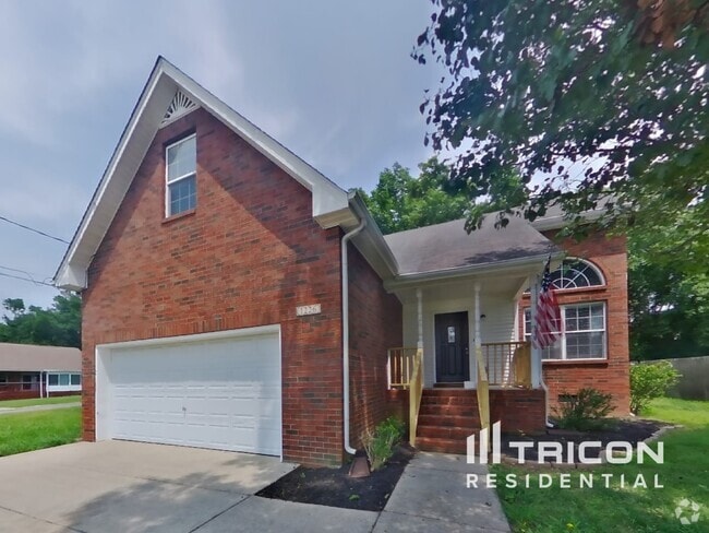 Building Photo - 1226 Bolton Dr
