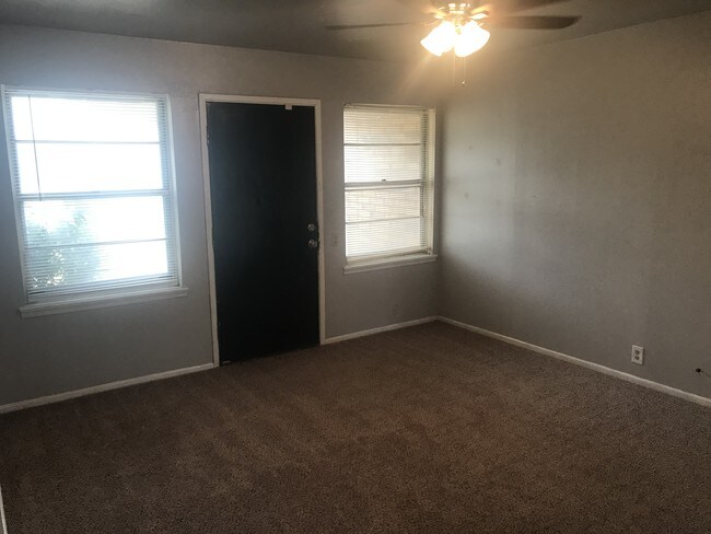 Foto del edificio - 1808 Las Cruces Ln