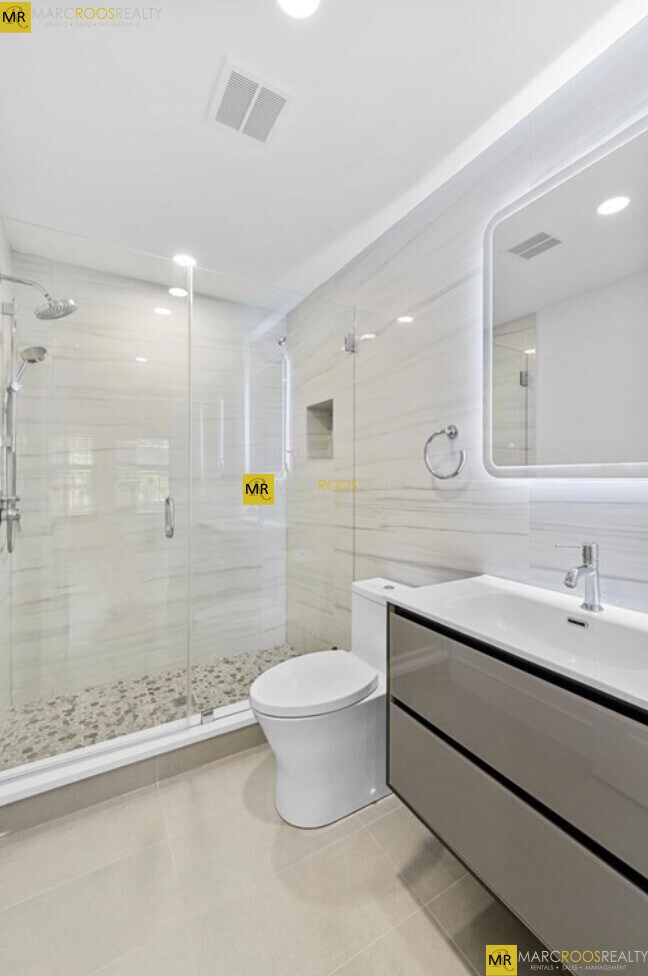 Foto del edificio - 531 Newbury St