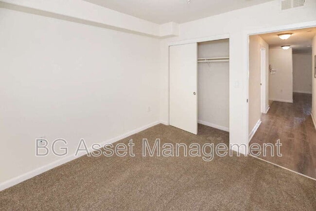 Foto del edificio - 1459 MacArthur Blvd