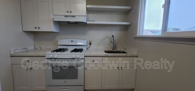 Foto del edificio - 1325 46th Ave