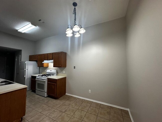 Foto del edificio - 2606 Howellwood Wy