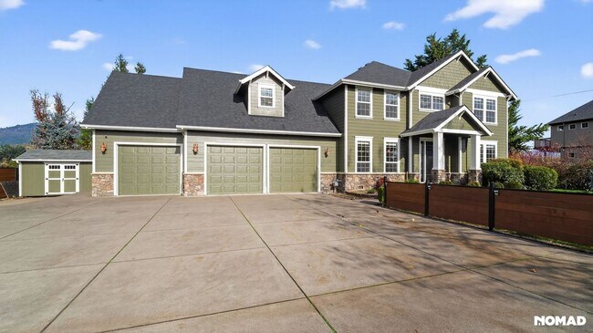 Building Photo - 3120 Hayden Bridge Rd