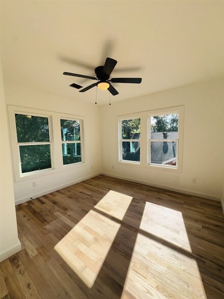 Foto del edificio - 1235 W Gray St