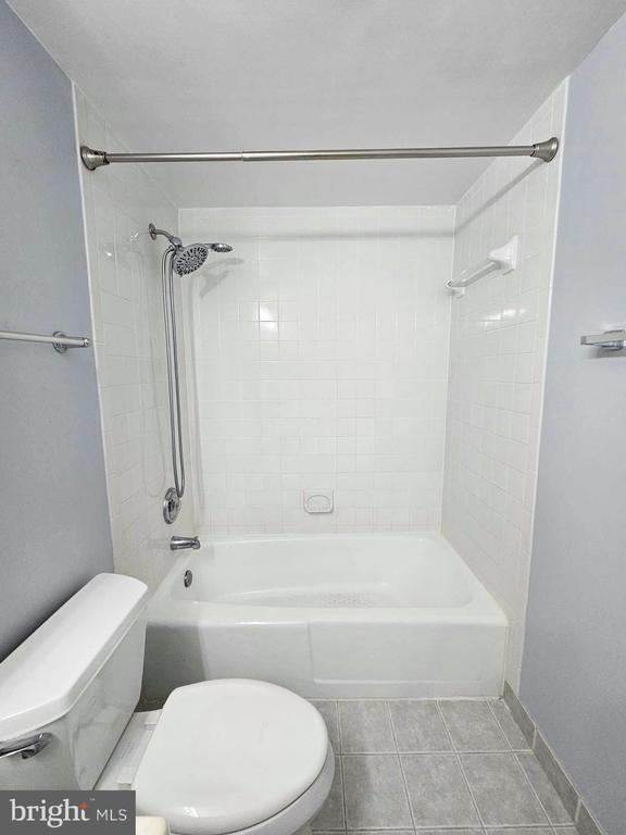 Foto del edificio - 5500 Holmes Run Pkwy