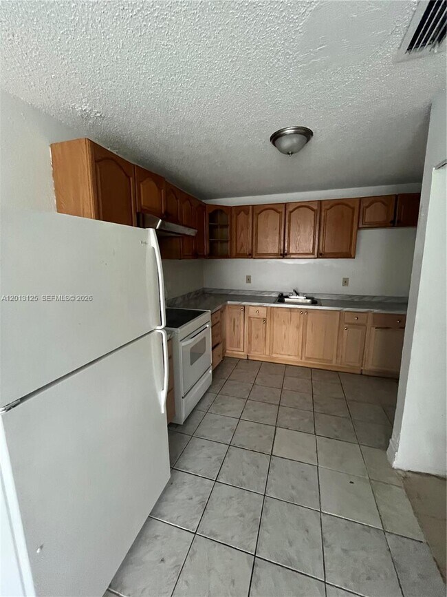 Foto del edificio - 18182 NW 41st Pl