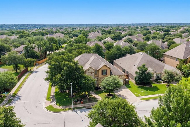 Building Photo - 114 N Saddle Ridge Dr
