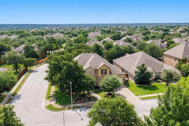 Foto del edificio - 114 N Saddle Ridge Dr